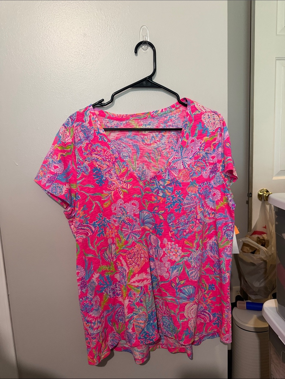 Lilly Pulitzer Hot Pink Tropical Floral V-Neck Short Sleeve Top